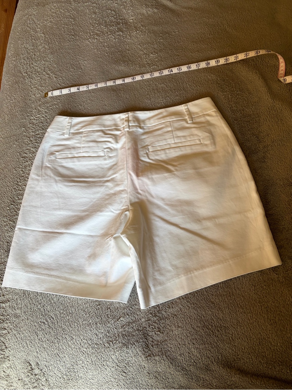 Lilly Pulitzer Bright White Cotton Bermuda Shorts - Picture 2 of 6